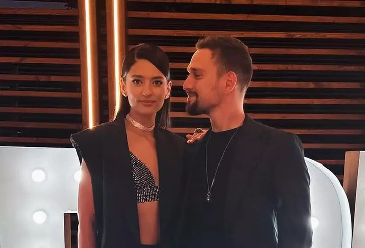 Vlad Gherman și Cristina Ciobănașu s-au întâlnit și au stat împreună la Gala Premiilor TV Mania 2025. Cum s-au fotografiat cei doi foști iubiți