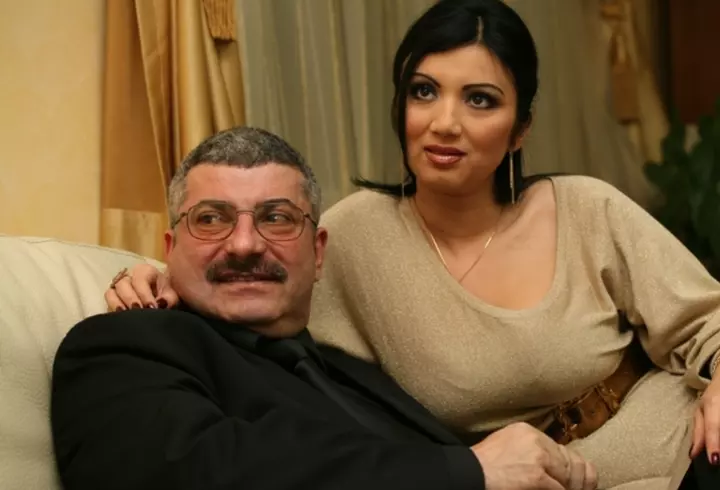 Cine e bărbatul mascat de la Insula Iubirii. Concurenții au făcut presupuneri: „Sigur va fi alt cuplu eliminat” / A mai participat și în sezonul 7 al emisiunii