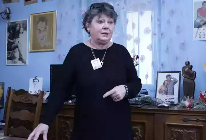 Marina Dina, copilărie traumatizantă: "Tatăl meu este alcoolic. Relația dintre mama și tata a fost una toxică, lucru care iar m-a afectat, pentru că eu am urmat acel exemplu pe care l-am primit acasă"
