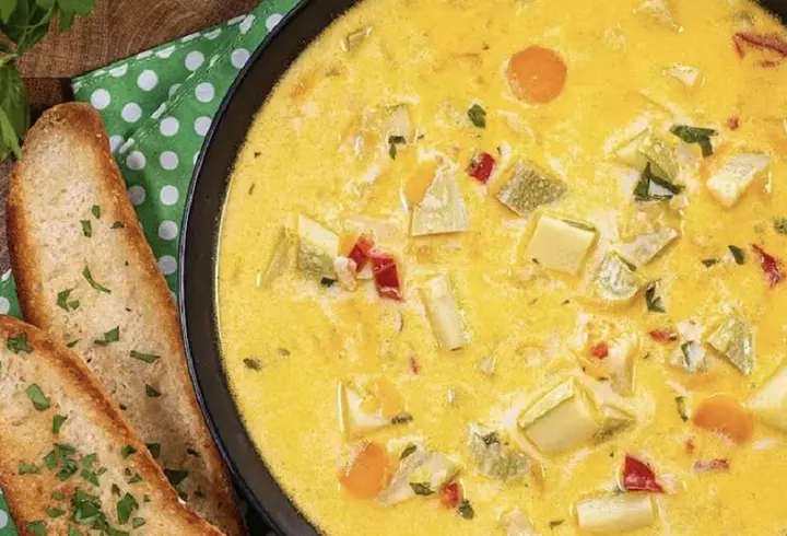 Reţetă de pui cu curry a lui chef Sorin Bontea: „Parfumat, aromat, dar foarte gustos”
