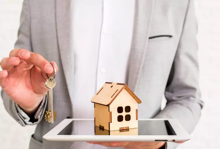 5 motive pentru a investi în bijuterii din aur create de artizani locali