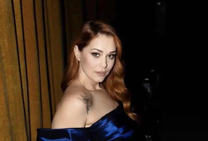 Ce ascunde Andreea Esca în fața camerelor. Detaliul pe care nimeni nu l-a observat de 30 de ani: „Mi-a spus să fiu atentă cum să îmi pună lumina, să nu se vadă acest lucru”