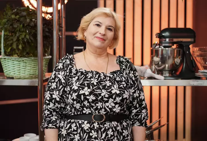 Dan Bălan, surprins în ipostaze romantice cu iubita, pe străzile din Budapesta. Cum arată tânăra care i-a furat inima cântărețului