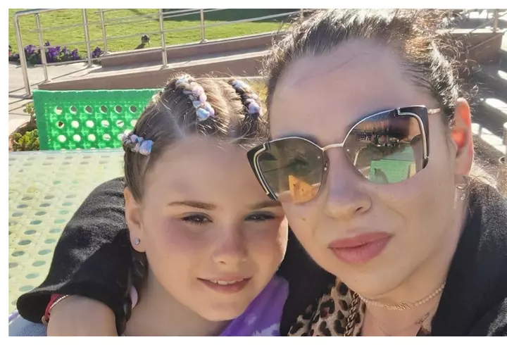 Cum se descurcă Oana Roman ca mamă singură, să o crească pe Isabela, după ce a declarat că Marius Elisei nu se implică deloc: „A crescut, au trecut anii, dar e frumos pentru că suntem prietene”/ EXCLUSIV