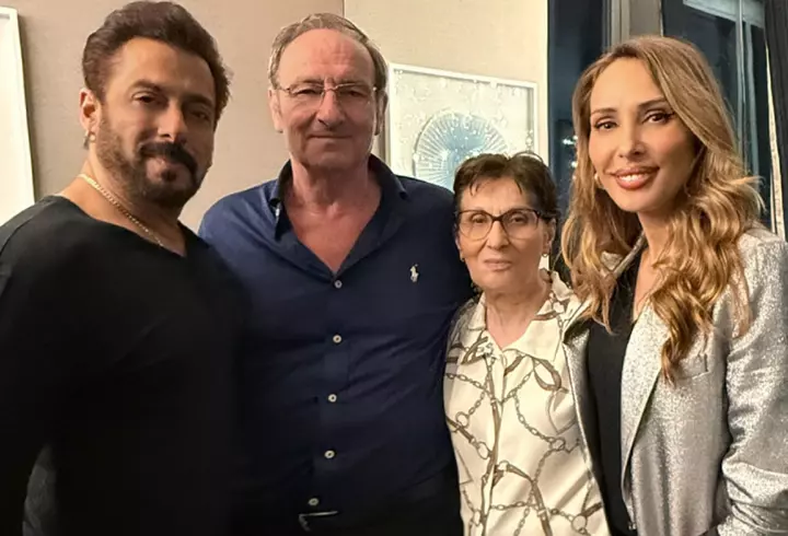 Iulia Vântur, apariție ravisantă pe covorul roșu de la Cannes 2026. Ce actor celebru a însoțit-o: „Ne bucurăm nespus să fim aici!”