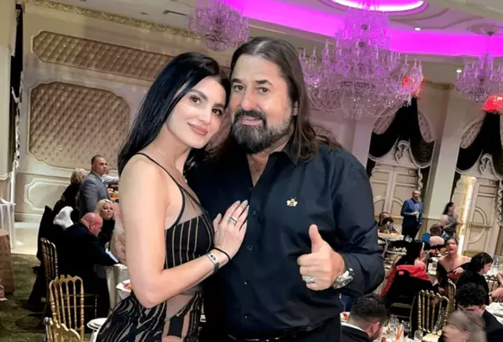Ilinca Vandici și Teo Trandafir, replici ironice după ce s-a aflat că Monica Gabor a devenit mamă a doua oară: "Mr. Pink a zis să nu mai poarte tocuri. Bine că a avut voie să nască"