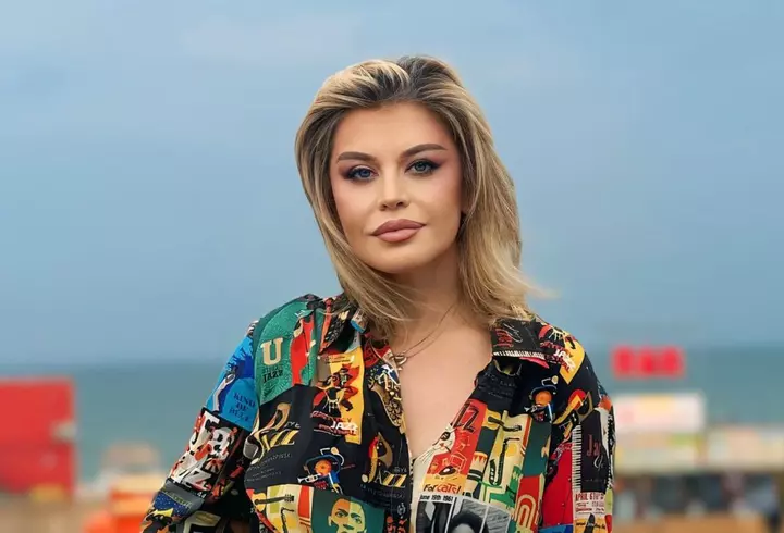 De ce nu s-ar muta Loredana niciodată din București: "Cu toate păcatele lui, are ceva acolo! Ceva care nu găsești nici în America, nici în Australia"