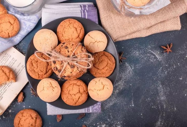 Rețetă de tartă cu legume și humus - un preparat de post sănătos și delicios