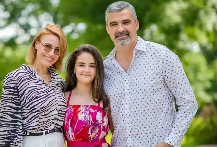Cristina Cioran e convinsă că Alex Dobrescu s-a schimbat după ordinul de restricție: "Știu sigur că a revenit la cum l-am cunoscut eu". Cum le răspunde celor care au criticat-o că a făcut al doilea copil tot cu el / EXCLUSIV