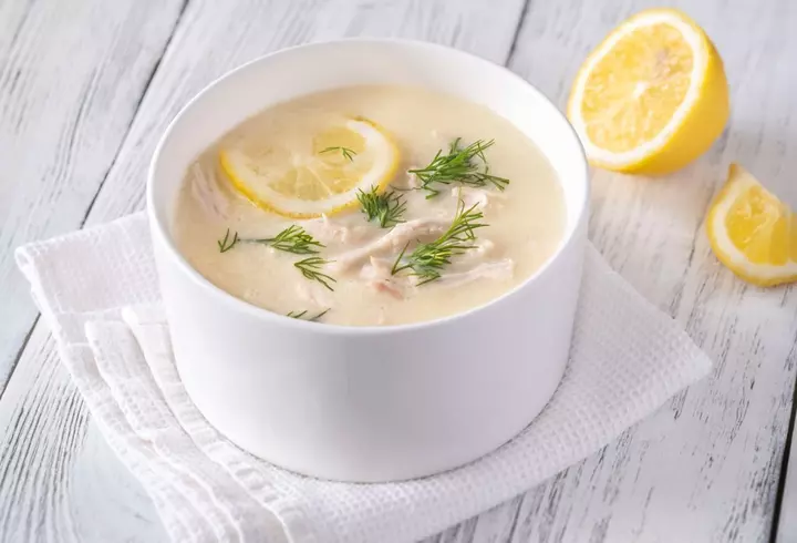 Rețetă de tartă cu legume și humus - un preparat de post sănătos și delicios