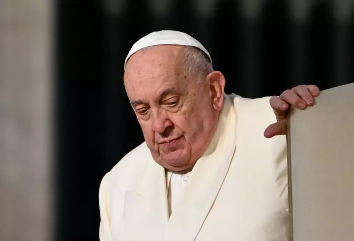 Pescobar are probleme cu restaurantul său din Londra, după ce un "hater activ" i-a făcut plângere: "Acolo am angajat 10 români, am investit vreo 350.000-400.000 de lire" / Protecția Consumatorului a venit în control