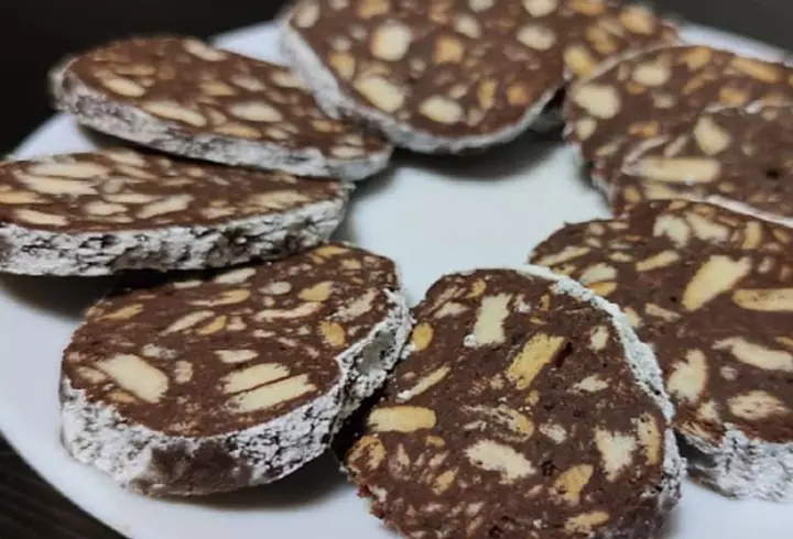 Rețetă de tartă cu legume și humus - un preparat de post sănătos și delicios