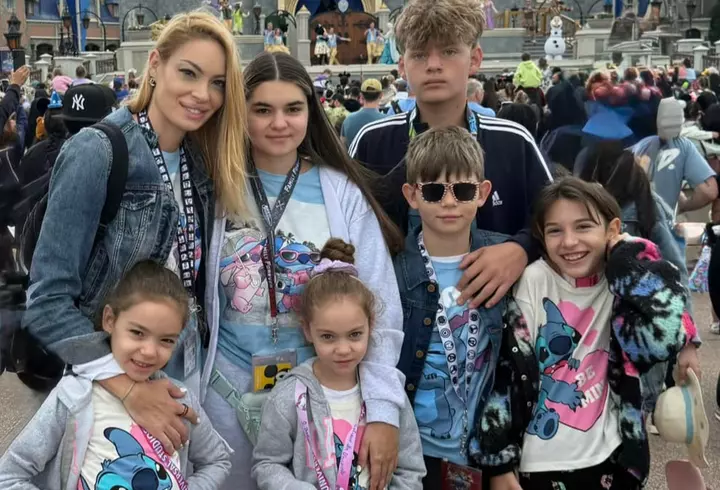 Puya, despre gelozie după 14 ani de căsnicie cu soția lui, Melinda: „E un sentiment pe care nu știu dacă poți să ți-l reprimi. Ar trebui să înțelegi că sunt lucruri care sunt permise și care nu sunt”