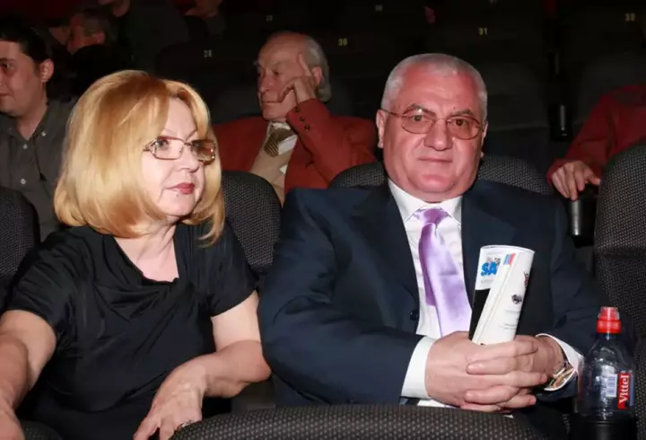 Cine este Cristina Bălan, românca ale cărei iniţiale sunt gravate pe bateriile Tesla. A câştigat un proces împotriva lui Elon Musk: "Mi-aș dori să aibă decența de a-și cere scuze"