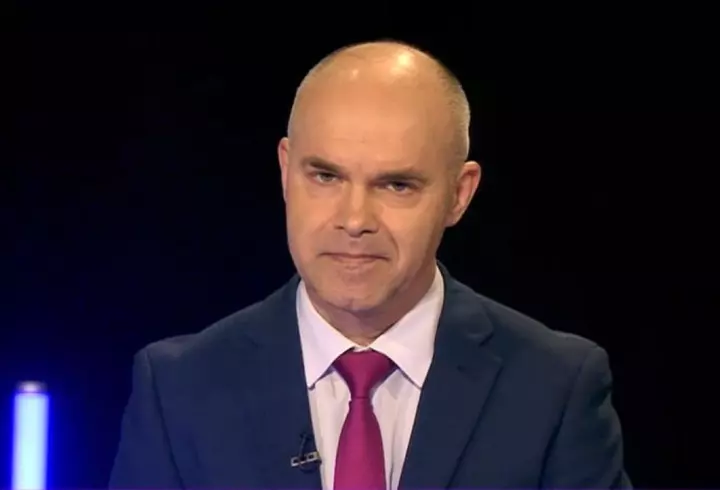 Primele mesaje ale candidaților la debutul campaniei electorale. Ce au postat Victor Ponta, Elena Lasconi, George Simion, Crin Antonescu, Daniel Funeriu și Nicușor Dan