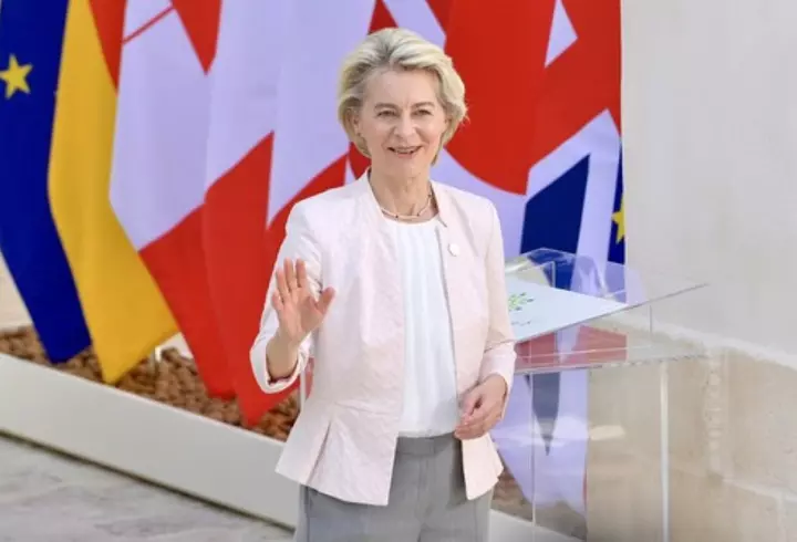 Primele mesaje ale candidaților la debutul campaniei electorale. Ce au postat Victor Ponta, Elena Lasconi, George Simion, Crin Antonescu, Daniel Funeriu și Nicușor Dan