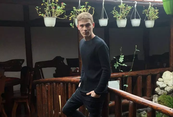 Cum a apărut Călin Georgescu azi în fața Judecătoriei. Ce gest a făcut încât să îi impresioneze pe toți cei adunați la fața locului