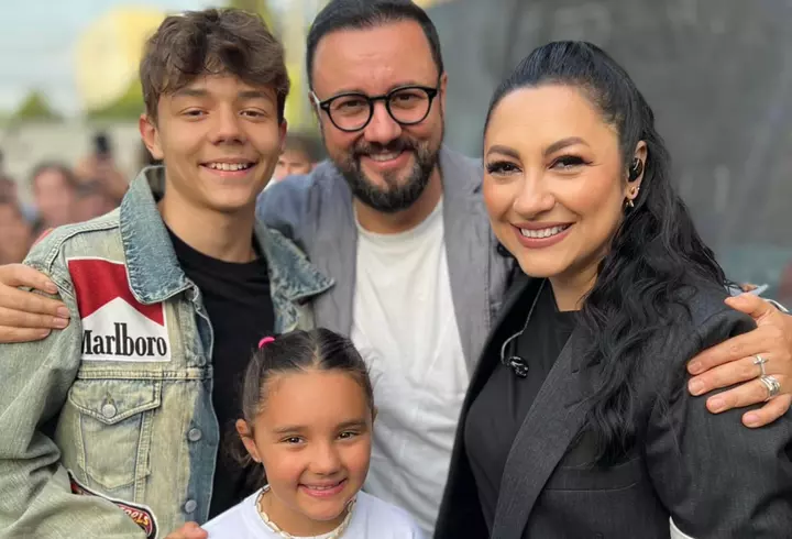 Cine este Alexandra Velniciuc. Actrița se iubește de 25 de ani cu regizorul Șerban Puiu și a fost abandonată de mamă în copilărie: „Tata a fost o mamă extraordinară, un om cu talent de părinte”