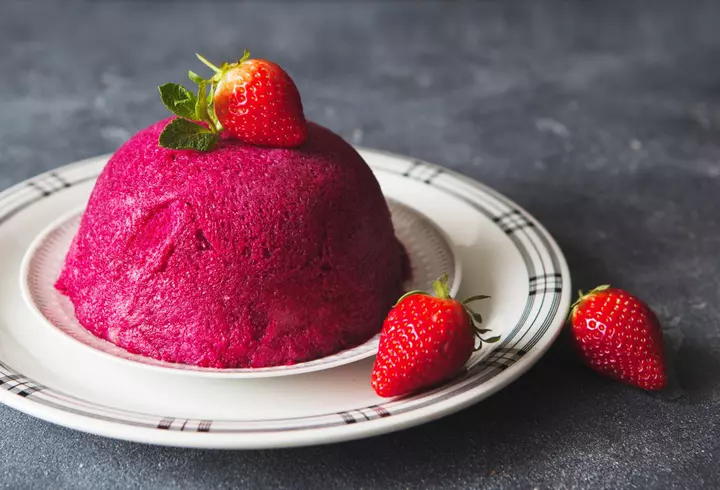 Suc de roșii fără conservanți: metoda naturală folosită de Dragoș Bucur și Dana Nălbaru. Care este ingredientul secret ce ajută la conservare