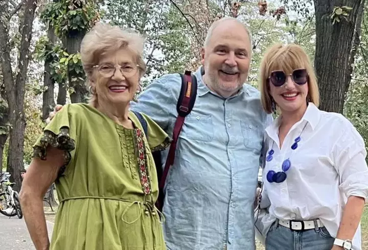 O iubire discretă, dar perfectă! Monica Anghel spune că soțul ei, Marian Caraivan, e sprijinul ei din umbră: "Mă așteaptă cu zâmbetul pe buze, mă așteaptă cu ceva bun de mâncare. Îmi face masaj la picioare" / EXCLUSIV
