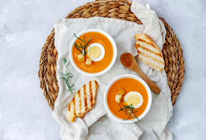 Cum previi formarea mucegaiului la zacuscă