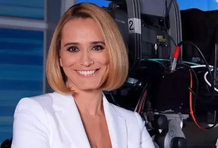 Ce ascunde Andreea Esca în fața camerelor. Detaliul pe care nimeni nu l-a observat de 30 de ani: „Mi-a spus să fiu atentă cum să îmi pună lumina, să nu se vadă acest lucru”