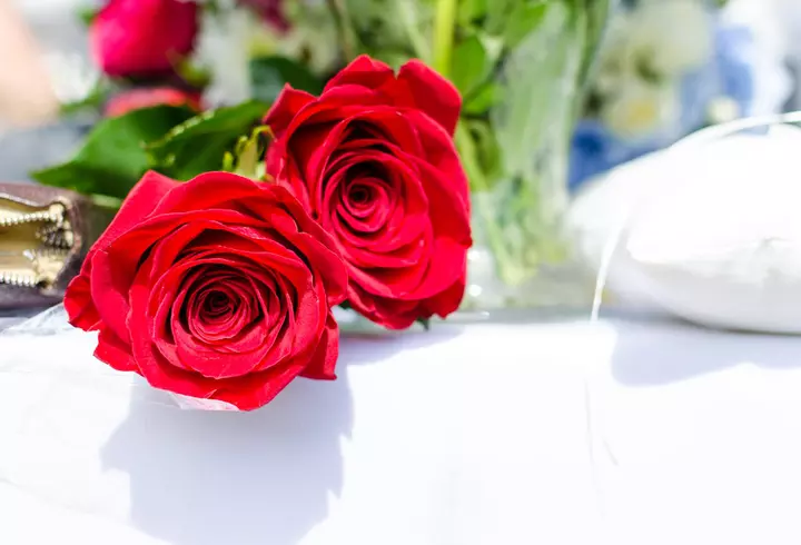 Tips & Tricks: 10 fraze în engleză care îl ajută pe cel mic să dobândească sentimentul de autonomie în vacanță