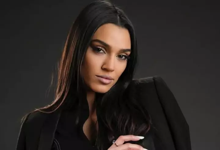 Cum arată penthouse-ul de 4 milioane de euro în care locuiește Andreea Popescu. Are saună și cinema privat, terase și grădină / Ce se întâmplă la partaj, după divorțul de Rareș Cojoc