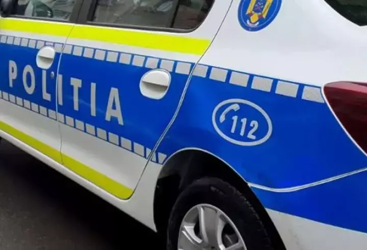 Persoana care făcea cu mâna de sub dărâmăturile exploziei din Rahova a fost salvată. Tânăra de 28 de ani a ajuns la spital, dar a refuzat internarea