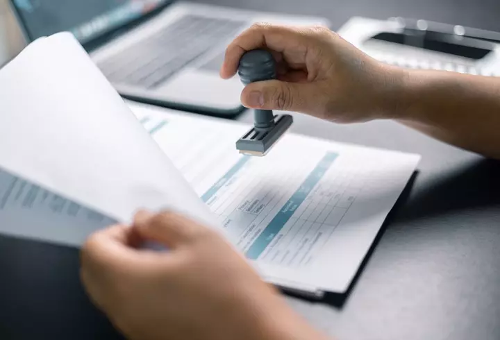 Escapadă epică în Atena. Ponturi pentru o vacanță de vis la poalele Acropolei, locul unde istoria prinde viață și gastronomia de cuerește