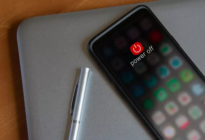 Escapadă epică în Atena. Ponturi pentru o vacanță de vis la poalele Acropolei, locul unde istoria prinde viață și gastronomia de cuerește