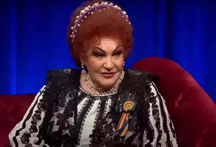 Maria Dragomiroiu, în lacrimi pe scena Sălii Palatului. Ce a povestit despre mătușa ei căreia îi datorează cariera: ”Era femeie de serviciu la liceul Caragiale. Împărțea cu mine fiecare bucățică de sandviș”