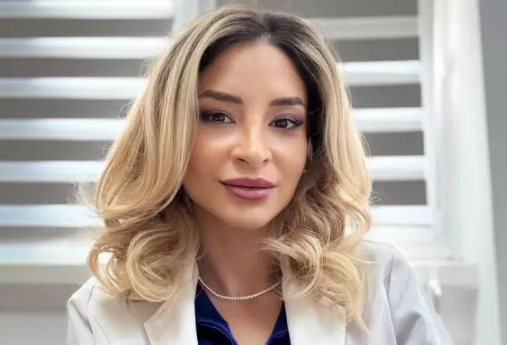 Cine este Mădălina-Gabriela Fătu, noua consilieră de stat numită de Nicușor Dan la Cotroceni. Are 28 de ani experiență în domeniul legislativ și e căsătorită cu un preot