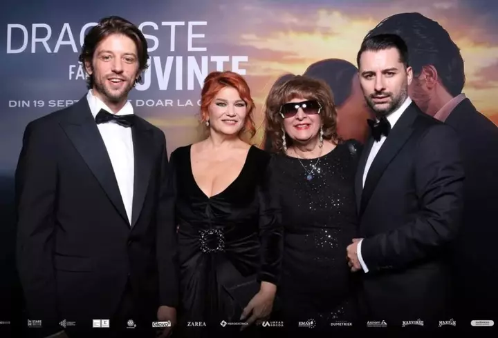 Cine e Ionuţ Moşteanu. Este căsătorit, are doi copii și a demisionat din funcția de ministru al Apărării după ce s-a descoperit că și-a falsificat CV-ul