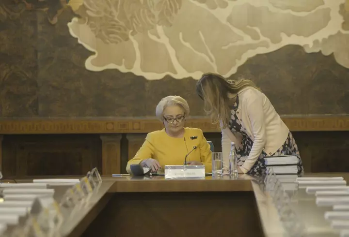 Cine este Liviu Bora din „Iubire cu parfum de lavandă”. E căsătorit, locuiește în Franța și joacă primul rol în limba română: „Mi-a fost mai greu”