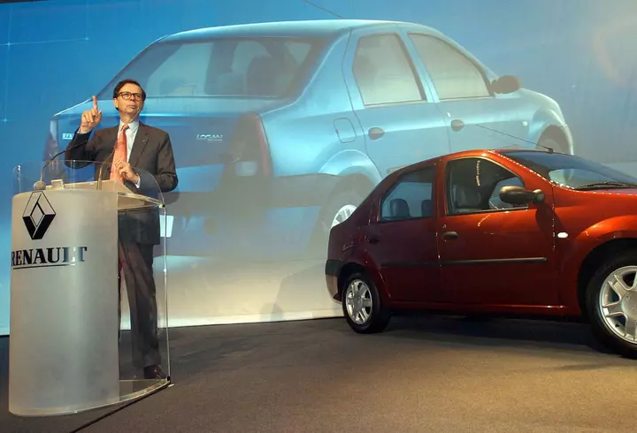 Cine este Mădălina-Gabriela Fătu, noua consilieră de stat numită de Nicușor Dan la Cotroceni. Are 28 de ani experiență în domeniul legislativ și e căsătorită cu un preot