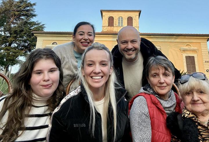 Cum se împarte Camelia Potec între viața profesională și cea de familie și ce activități are cu fiicele ei: ”Cu cea mare avem discuții aprinse despre sport, pentru că nu vrea să facă mișcare. E o prințesă”/ EXCLUSIV