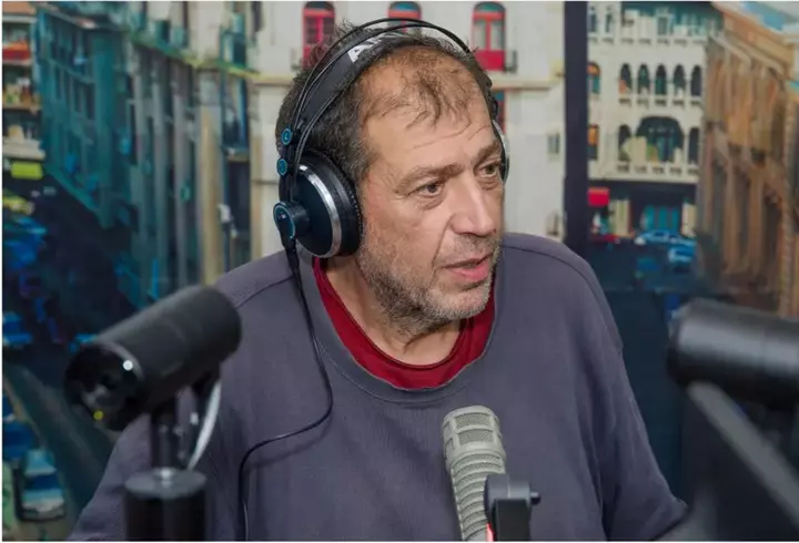 Mama Claudiei Pătrășcanu, virală pe TikTok după ce a falsat pe piesa "Noi suntem români", la târgul de Crăciun din Constanța: "Din respect pentru cetățeni, ar fi fost decent să vă opriți"