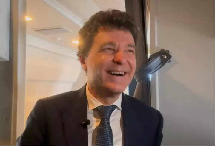 Laura Cosoi s-a vindecat de stări de anxietate după ce a devenit mama a patru copii: "Înainte aveam atacuri de panică. Când a început viața mea să se umple, nu mai am nicio depresie"