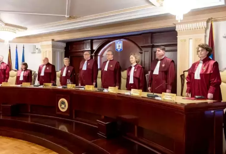 Ciprian Ciucu anunță un val de scumpiri și închiderea unor instituții: "E necesar să creştem preţul călătoriei pentru STB"
