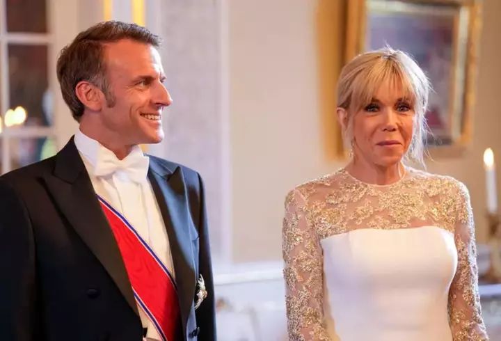 Laura Cosoi s-a vindecat de stări de anxietate după ce a devenit mama a patru copii: "Înainte aveam atacuri de panică. Când a început viața mea să se umple, nu mai am nicio depresie"