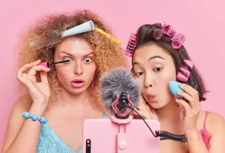 Cum să încetinești îmbătrânirea biologică fără diete drastice sau suplimente inutile