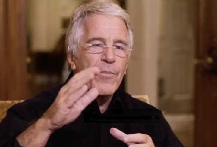 Cine este Alina Gabriela Munteanu, ultima soție a lui Gabriel Cotabiță. Au fost împreună mai bine de 10 ani, iar ea e plasată în arest la domiciliu pentru proxenetism