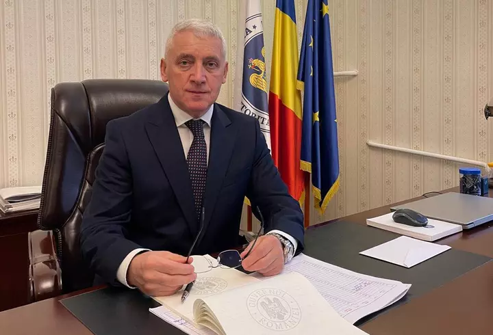 Tragedie în Iași: un elev de 14 ani s-a sinucis din cauza unui prieten imaginar cunoscut în online: "Era olimpic, voia să devină preot. Cel mai cuminte copil!"