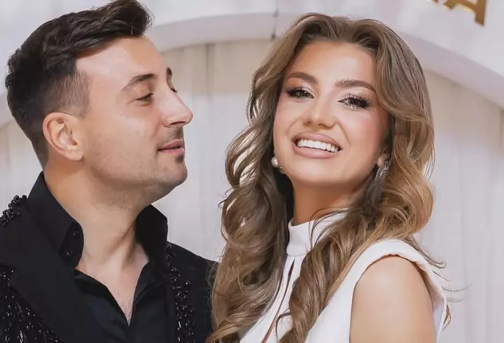 Andreea Raicu, confesiuni despre trecutul ei și schimbarea care i-a redefinit viața: „La 20 de ani îmi doream să fiu plăcută, aleasă, validată. Mă pierdeam pe mine! Nu a fost un drum ușor”