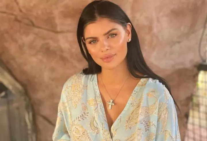 Andreea Raicu, confesiuni despre trecutul ei și schimbarea care i-a redefinit viața: „La 20 de ani îmi doream să fiu plăcută, aleasă, validată. Mă pierdeam pe mine! Nu a fost un drum ușor”