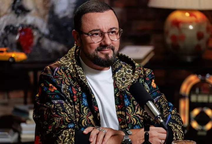 Andra, Cătălin, Eva și David Măruță, într-un interviu-eveniment în VIVA! de iunie: "Dincolo de toată agitația, încercăm să păstrăm lucrurile care contează cu adevărat: mesele împreună, serile în care povestim, momentele simple" / EXCLUSIV