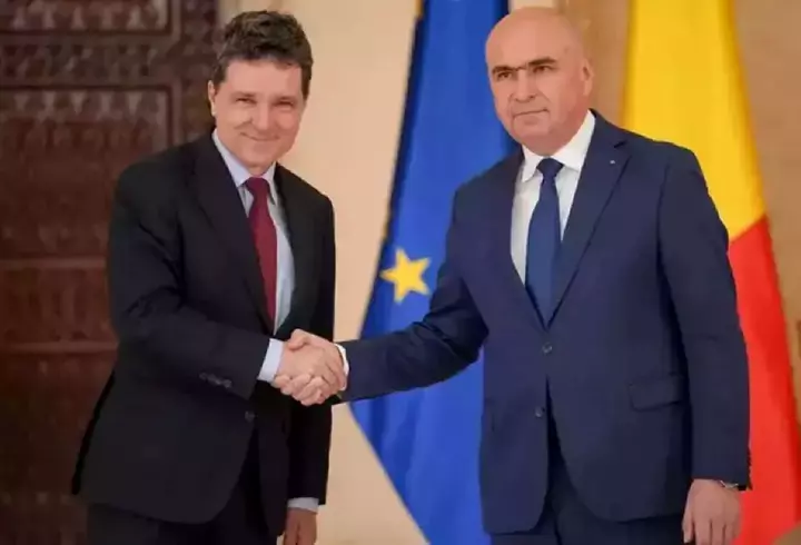 Textul moțiunii de cenzură PSD – AUR îmotriva Guvernului Bolojan, citit în plenul comun. Când urmează să fie dezbătută și votată