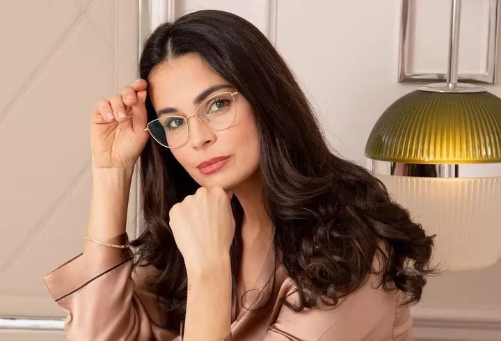 Cum își rotunjește veniturile Florentina, fosta soție a lui Ilie Bolojan. Activitatea care îi aduce sume apropiate de salariul de psiholog