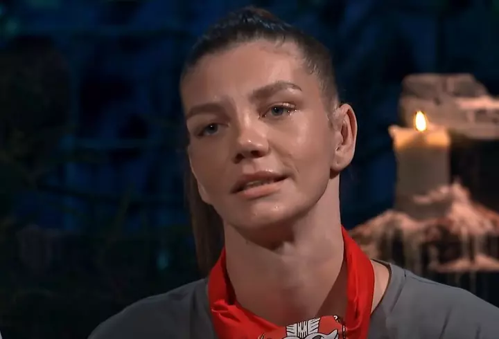 Ioana Tufaru, cu lacrimi în ochi înainte de Paște: "Băiatul meu mi-a cerut drob, dar nu-mi permit să cumpăr!"/ Fiica Andei Călugăreanu va pune pe masă ce a primit din donații